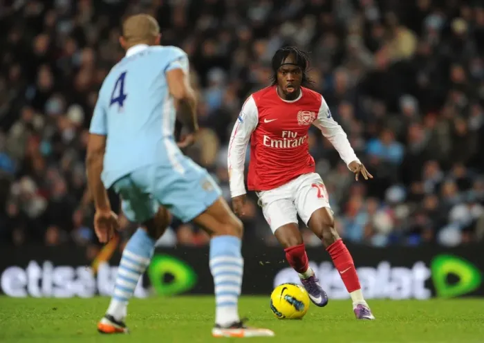 Framed Print : Gervinho vs. Vincent Kompany: Clash of the Titans - Manchester City vs. Arsenal, Premier League 2011-12 Framed Print : Gervinho vs. Vincent Kompany: Clash of the Titans - Manchester City vs. Arsenal, Premier League 2011-12