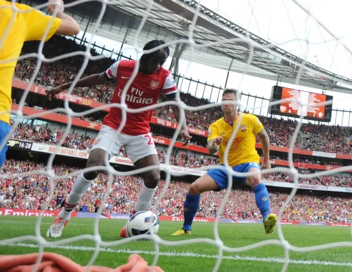 Framed Print : Gervinho's Brace: Arsenal's Thrilling 6-1 Victory Over Southampton in the Premier League