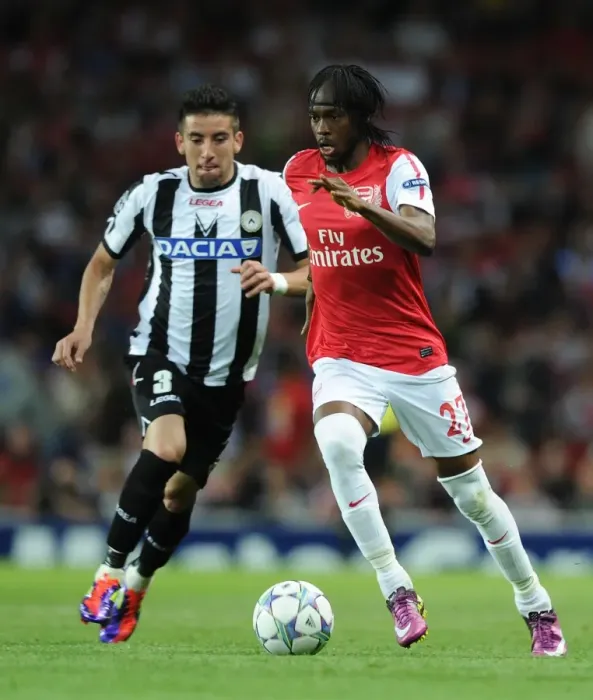Framed Print : Gervinho's Electric Debut: Arsenal's Thrilling UEFA Champions League Victory Over Udinese (2011-12) Framed Print : Gervinho's Electric Debut: Arsenal's Thrilling UEFA Champions League Victory Over Udinese (2011-12)