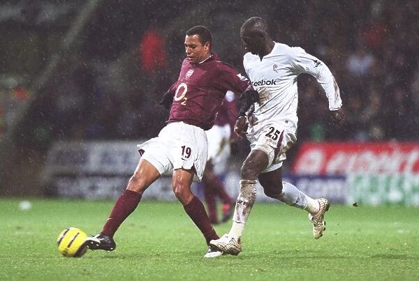 Gilberto (Arsenal) Abdoulaye Faye (Bolton). Bolton Wanderers 2:0 Arsenal