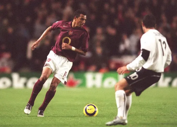 Framed Print : Gilberto (Arsenal). Arsenal 3: 0 Sparta Prague. UEFA Champions League, Group B Framed Print : Gilberto (Arsenal). Arsenal 3: 0 Sparta Prague. UEFA Champions League, Group B