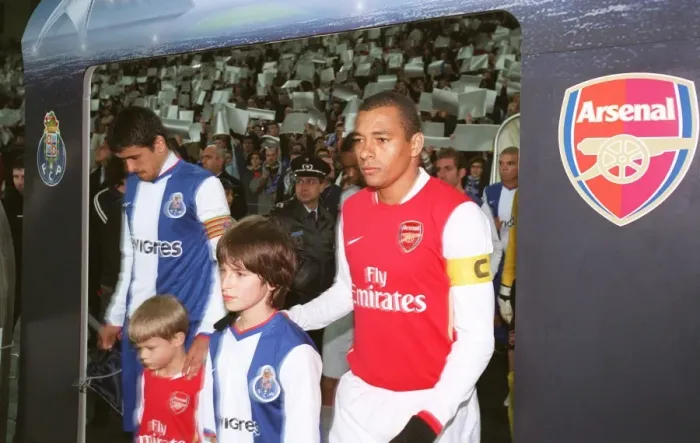 Framed Print : Gilberto (Arsenal) Lucho Gonzalez (Porto) lead out their teams Framed Print : Gilberto (Arsenal) Lucho Gonzalez (Porto) lead out their teams