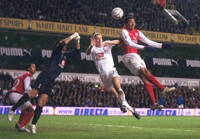 Framed Print : Gilberto (Arsenal) Michael Dawson and Radek Cerny (Spurs) Framed Print : Gilberto (Arsenal) Michael Dawson and Radek Cerny (Spurs)