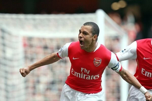 Gilberto celebrates scoring Arsenals 1st goal