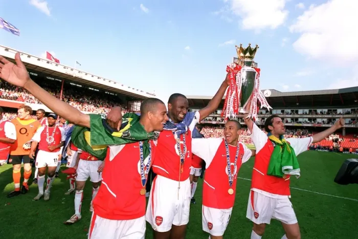 Framed Print : Gilberto, Patrick Vieira, Gael Clichy and Edu (Arsenal) with the Premiership trophy