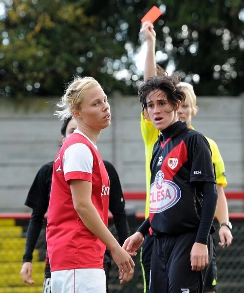 Gilly Flaherty (Arsenal) is shown the Red Card. Arsenal Ladies 4: 1 Rayo Vallecano