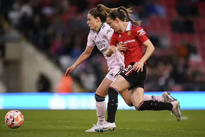 Framed Print : Gio Queiroz vs Manchester United: A Clash of Stars in the FA Women's Super League
