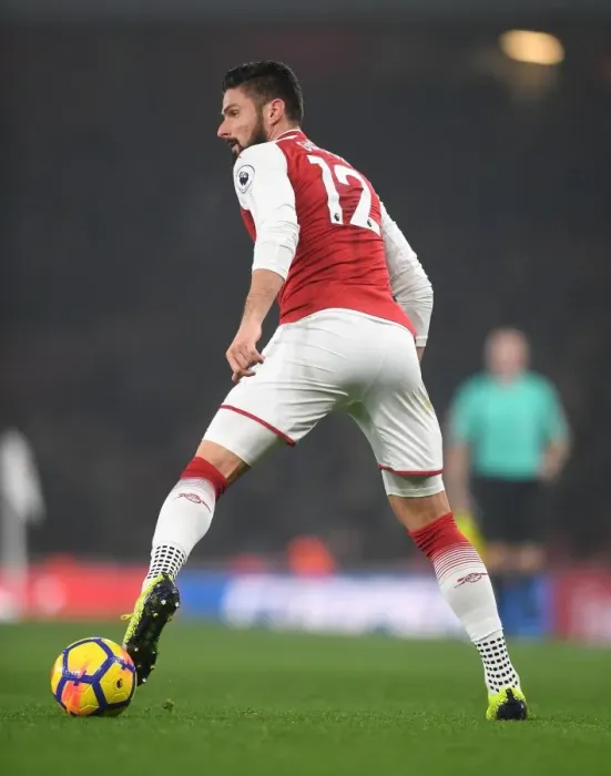Framed Print : Giroud in Action: Arsenal vs Manchester United, Premier League 2017-18 Framed Print : Giroud in Action: Arsenal vs Manchester United, Premier League 2017-18