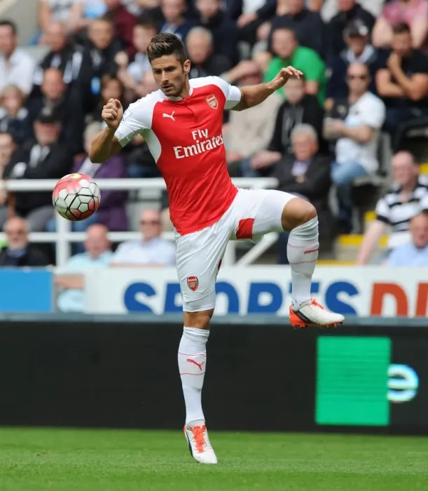 Framed Print : Giroud in Action: Arsenal vs. Newcastle United, Premier League 2015-16