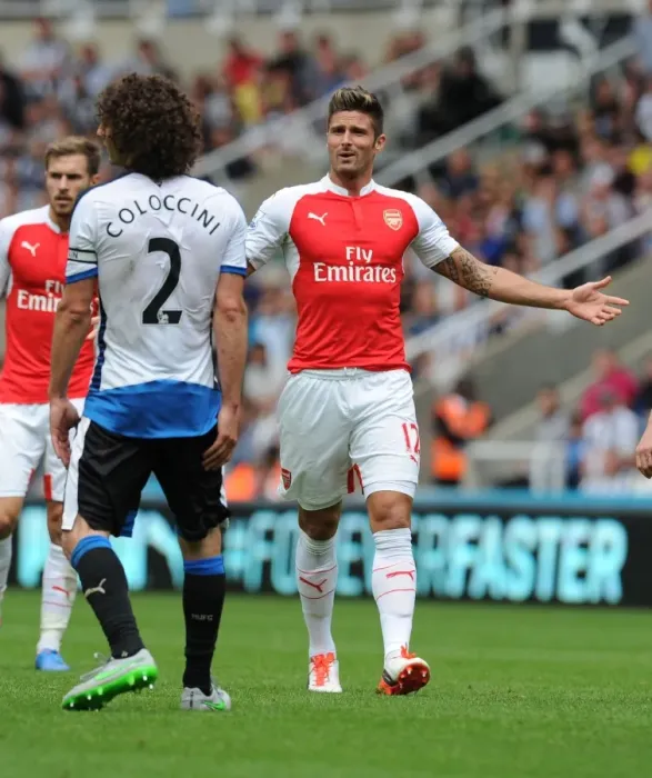 Framed Print : Giroud in Action: Arsenal's Win Against Newcastle United, Premier League 2015-16