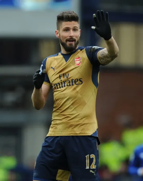 Framed Print : Giroud in Action: Everton vs Arsenal, Premier League 2015-16 Framed Print : Giroud in Action: Everton vs Arsenal, Premier League 2015-16