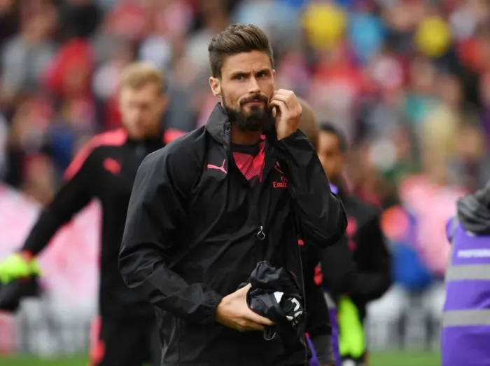 Framed Print : Giroud on the Bench: Arsenal's Readiness for Stoke City Showdown (2017-18) Framed Print : Giroud on the Bench: Arsenal's Readiness for Stoke City Showdown (2017-18)