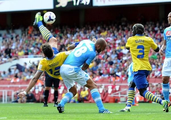 Giroud Scores First Arsenal Goal Against Napoli: The Thrilling Moment at Emirates Cup, 2013