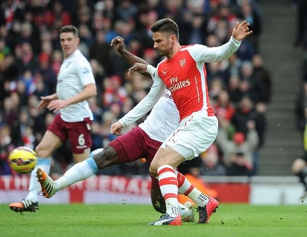 Giroud Scores Under Pressure: Arsenal vs Aston Villa, Premier League 2014-15