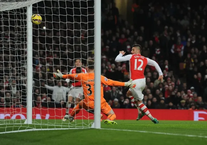 Framed Print : Giroud Scores the Third: Arsenal vs. Newcastle United, Premier League 2014 / 15