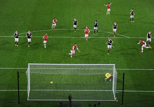 Giroud Scores the Winning Goal: Arsenal Triumphs over Southampton (2013-14)
