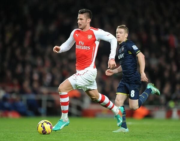 Giroud vs. Davis: Intense Battle at the Emirates - Arsenal v Southampton (2014-15)