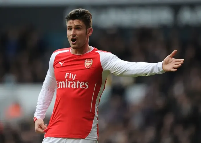 Framed Print : Giroud vs. Tottenham: Arsenal's Star Forward in Premier League Showdown, 2014-15 Framed Print : Giroud vs. Tottenham: Arsenal's Star Forward in Premier League Showdown, 2014-15