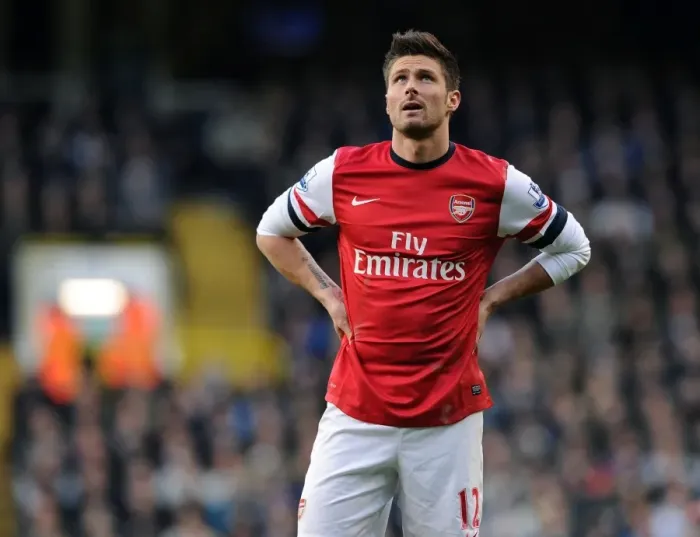 Framed Print : Giroud vs. Tottenham: A Premier League Rivalry - Arsenal's Star Forward Faces Off