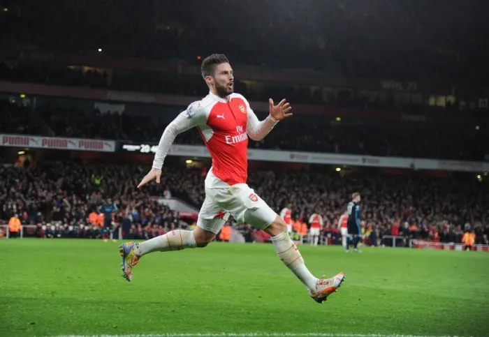 Framed Print : Giroud's Brace: Arsenal's Thrilling Victory Over Manchester City in the Premier League