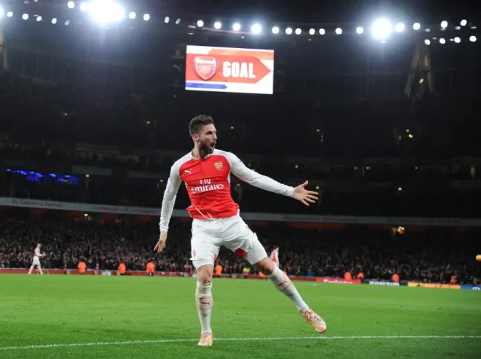 Framed Print : Giroud's Brace: Arsenal's Victory over Manchester City (2015-16)