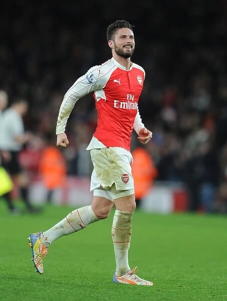 Giroud's Euphoric Moment: Arsenal's Winning Goal Against Manchester City (2015-16)