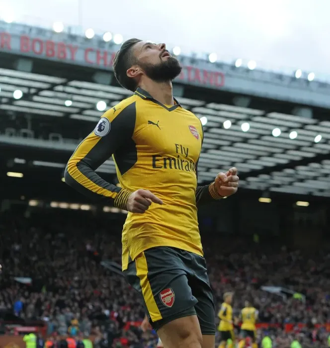 Framed Print : Giroud's Stunner: Arsenal's Game-Winning Goal at Old Trafford, Manchester United vs. Arsenal, Premier League 2016-17