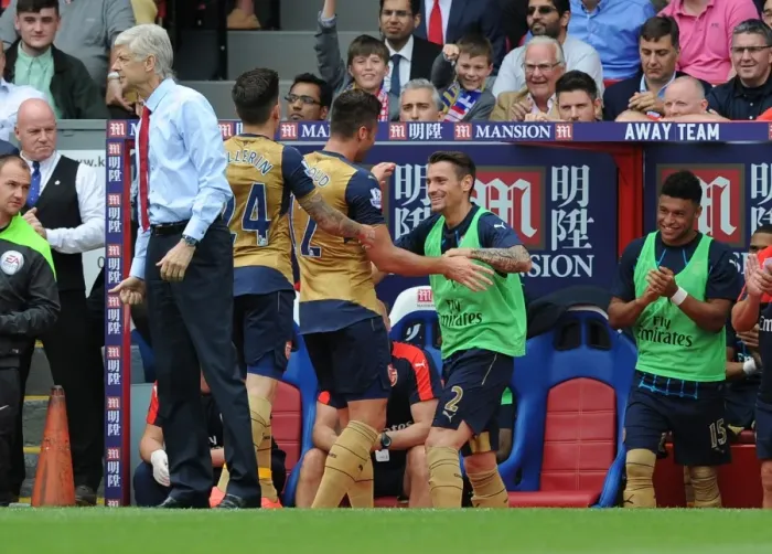 Framed Print : Giroud's Stunner: Arsenal's Opening Win at Crystal Palace (2015-16)