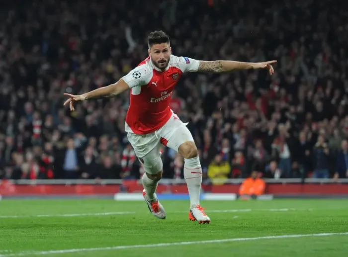 Framed Print : Giroud's Stunner: Arsenal's Shocking Upset of Bayern Munich in the Champions League, 2015 / 16