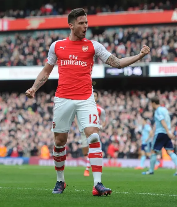 Framed Print : Giroud's Thrilling Goal: Arsenal's Premier League Victory Over West Ham United, 2014-15