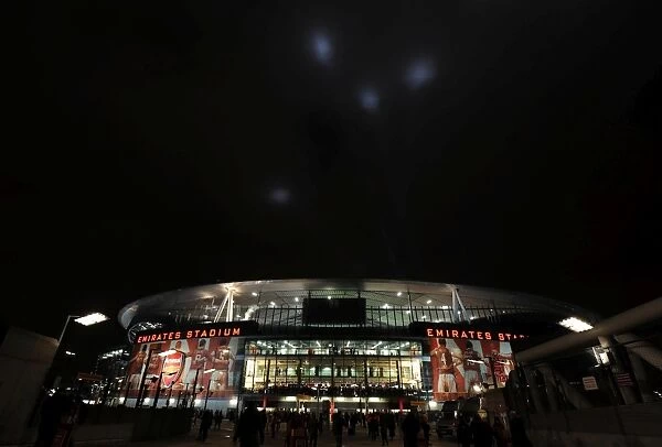 Glowing Emirates: Arsenal's Thrilling 2-1 Victory Over Barcelona in the UEFA Champions League (February 16, 2011)