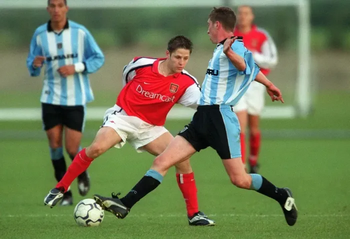 Framed Print : Graham Barrett Training at Arsenal Reserves: Arsenal vs Coventry City, Shenley, Hertfordshire, 30 / 4 / 2001