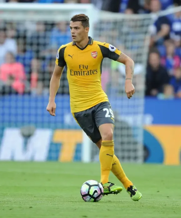 Framed Print : Granit Xhaka in Action: Arsenal vs. Leicester City, Premier League 2016-17