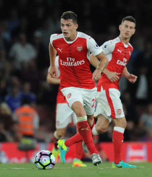 Framed Print : Granit Xhaka in Action: Arsenal vs. Chelsea, Premier League 2016-17