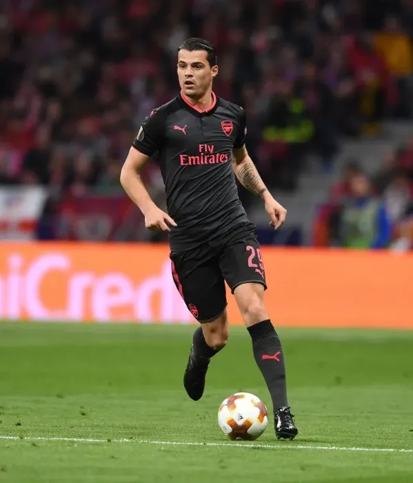 Framed Print : Granit Xhaka in Action: Arsenal vs Atletico Madrid - UEFA Europa League Semi-Final Framed Print : Granit Xhaka in Action: Arsenal vs Atletico Madrid - UEFA Europa League Semi-Final