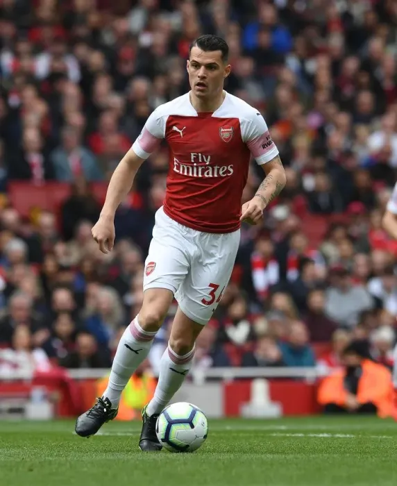 Framed Print : Granit Xhaka in Action: Arsenal vs Brighton & Hove Albion, Premier League 2018-19 Framed Print : Granit Xhaka in Action: Arsenal vs Brighton & Hove Albion, Premier League 2018-19