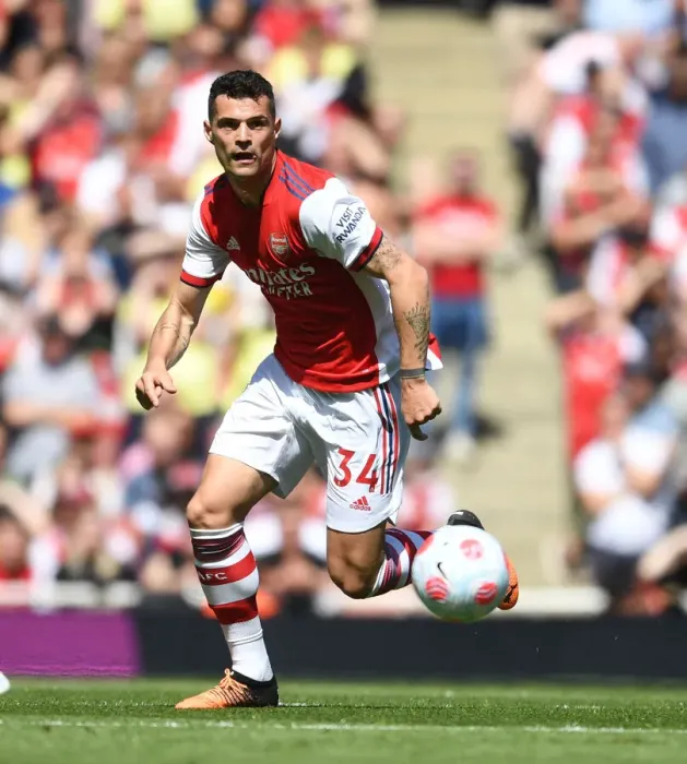 Framed Print : Granit Xhaka in Action: Arsenal vs Leeds United, Premier League 2021-22