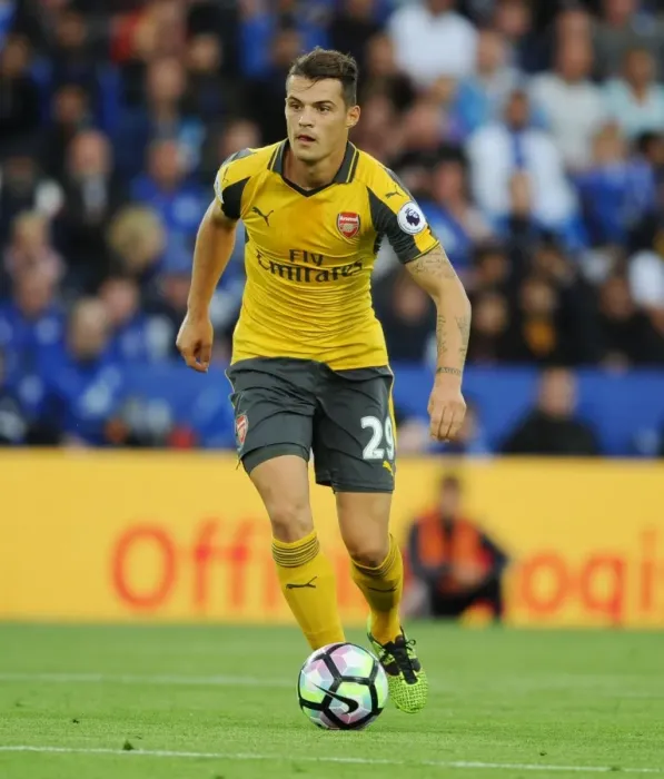 Framed Print : Granit Xhaka in Action: Arsenal vs Leicester City, 2016-17 Premier League Clash
