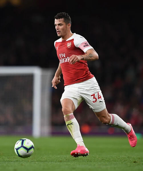 Granit Xhaka in Action: Arsenal vs Leicester City, Premier League 2018-19