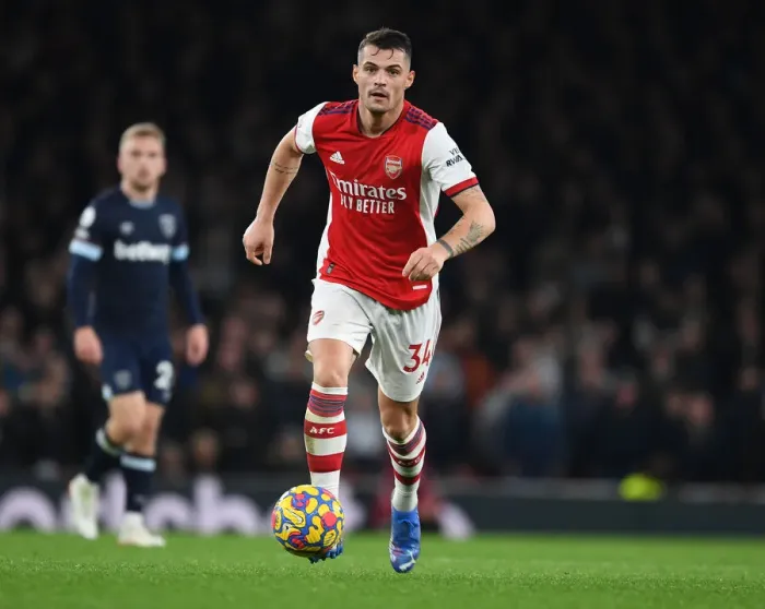 Framed Print : Granit Xhaka in Action: Arsenal vs West Ham United, Premier League 2021-22 Framed Print : Granit Xhaka in Action: Arsenal vs West Ham United, Premier League 2021-22