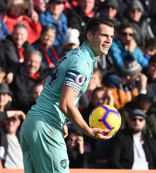 Granit Xhaka: Arsenal Star in Action vs. AFC Bournemouth, Premier League 2018-19