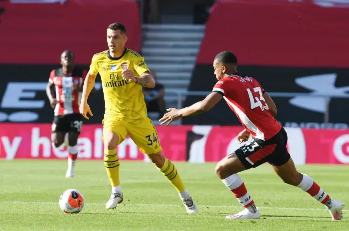 Framed Print : Granit Xhaka Breaks Past Yan Valery: Southampton vs. Arsenal, Premier League 2019-2020 Framed Print : Granit Xhaka Breaks Past Yan Valery: Southampton vs. Arsenal, Premier League 2019-2020