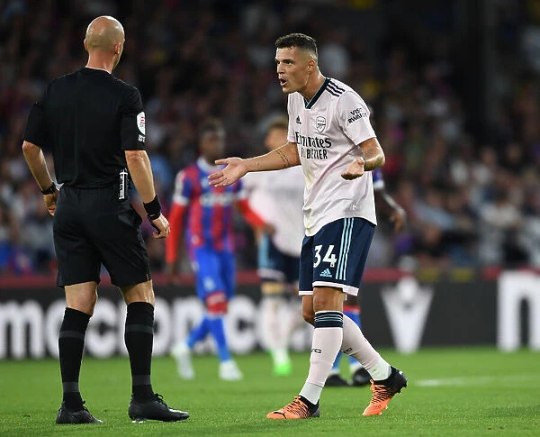 Granit Xhaka Protests to Referee during Crystal Palace vs Arsenal Premier League Clash (2022-23)