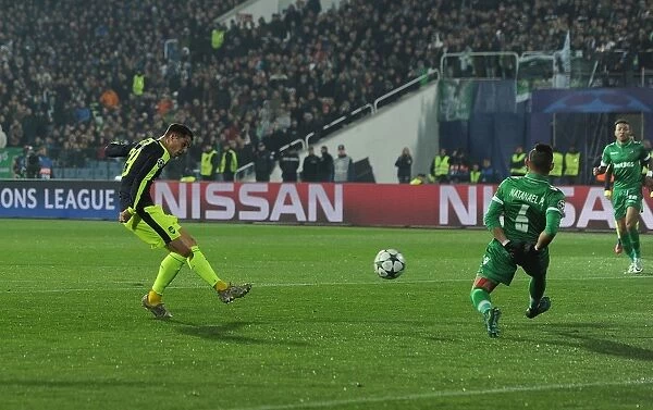 Granit Xhaka Scores First Arsenal Goal vs. Ludogorets Razgrad in 2016-17 UEFA Champions League