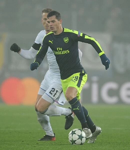 Granit Xhaka's Brilliant Performance: Arsenal Triumphs Over FC Basel in UEFA Champions League (December 2016)