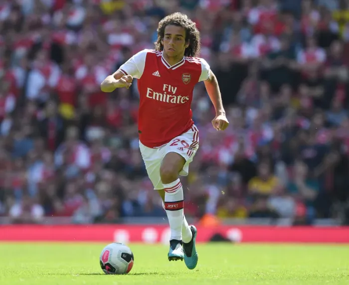 Framed Print : Guendouzi in Action: Arsenal vs. Burnley, 2019-20 Premier League Framed Print : Guendouzi in Action: Arsenal vs. Burnley, 2019-20 Premier League
