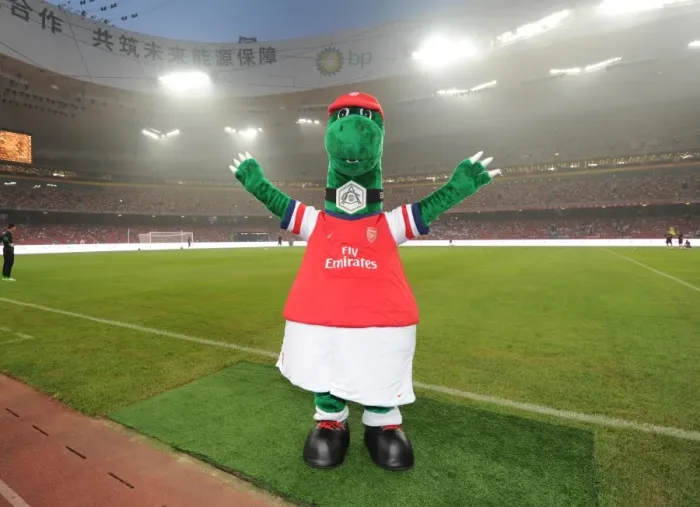 Framed Print : Gunnersaurus and the Battle at the Bird's Nest: Arsenal vs Manchester City, Beijing 2012 Framed Print : Gunnersaurus and the Battle at the Bird's Nest: Arsenal vs Manchester City, Beijing 2012