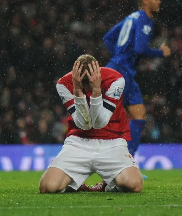 Framed Print : Heartbreaking Miss: Per Mertesacker's Agonizing Header at Arsenal vs. Cardiff City