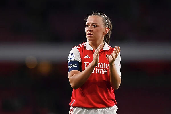 Heartbreaking Semifinal Defeat: Arsenal Women's Exit from UEFA Champions League at the Hands of VfL Wolfsburg (2022-23)