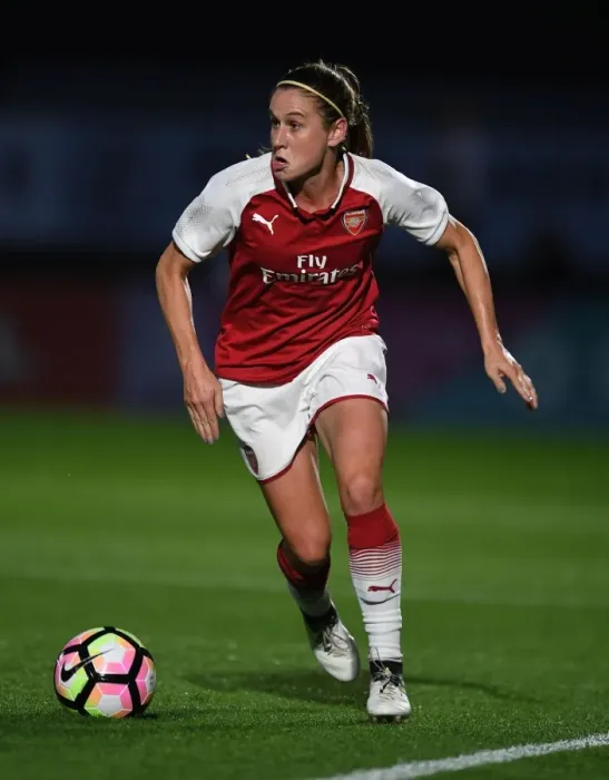 Framed Print : Heather O'Reilly in Action: Arsenal Women vs Everton Ladies Pre-Season Match Framed Print : Heather O'Reilly in Action: Arsenal Women vs Everton Ladies Pre-Season Match